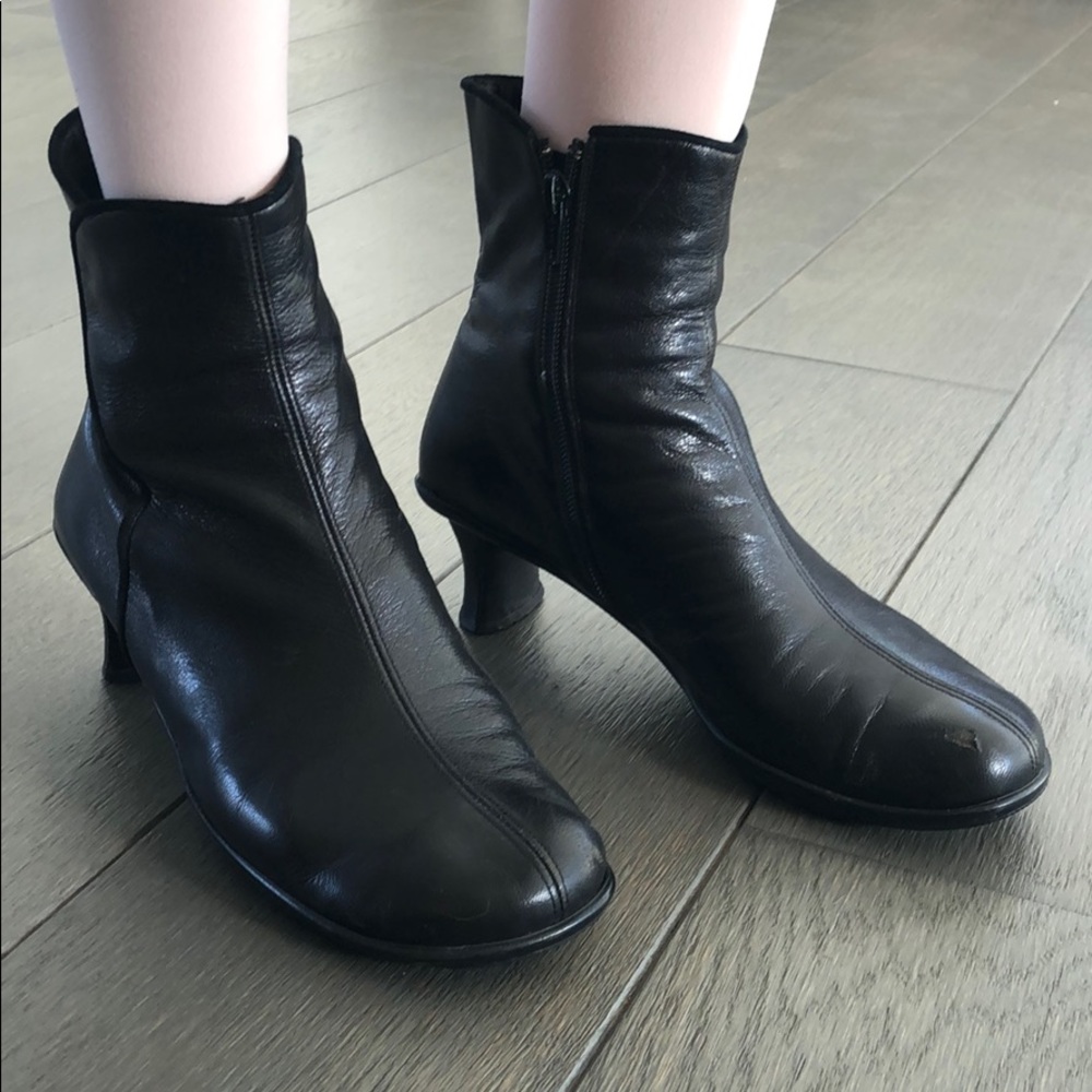 ❤️ Gentle Souls Leather Ankle Boots
